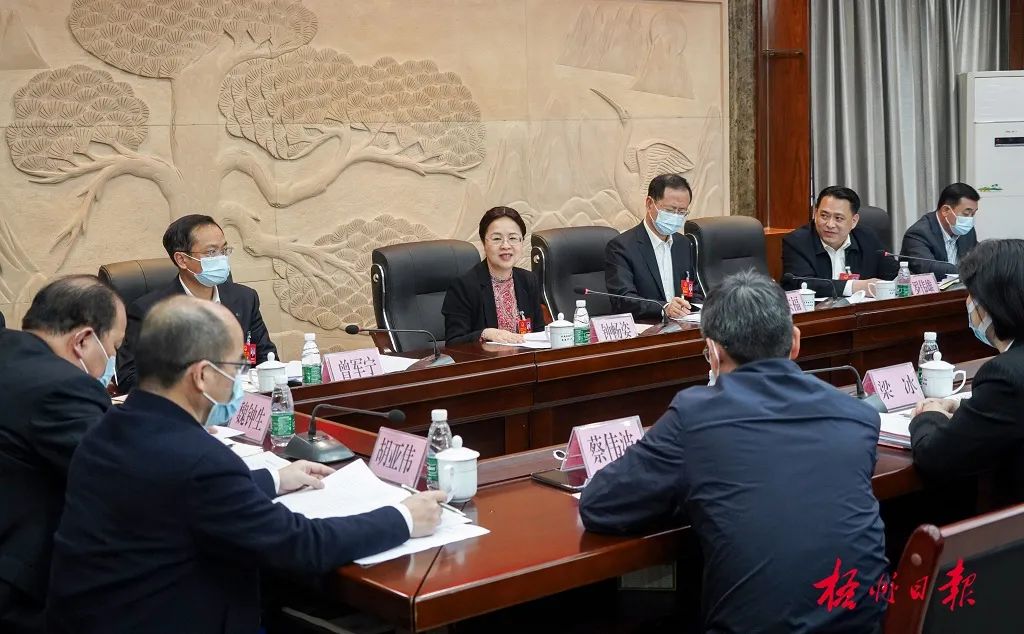 岑溪投资三百亿,广西梧州岑溪项目签约