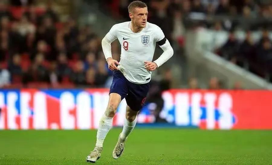 足坛十大贫民窟走出来的巨星,足坛15大贫民窟逆袭的巨星