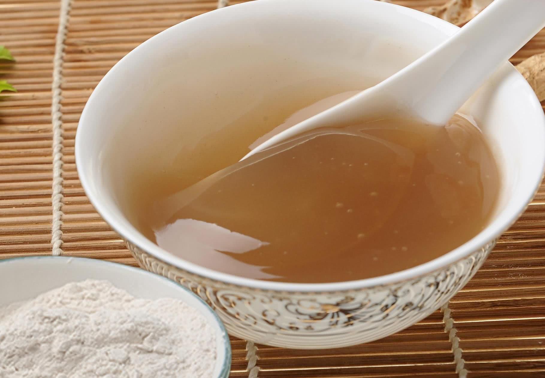 大山里生长了几十年的野生葛根,野生葛根家庭种植