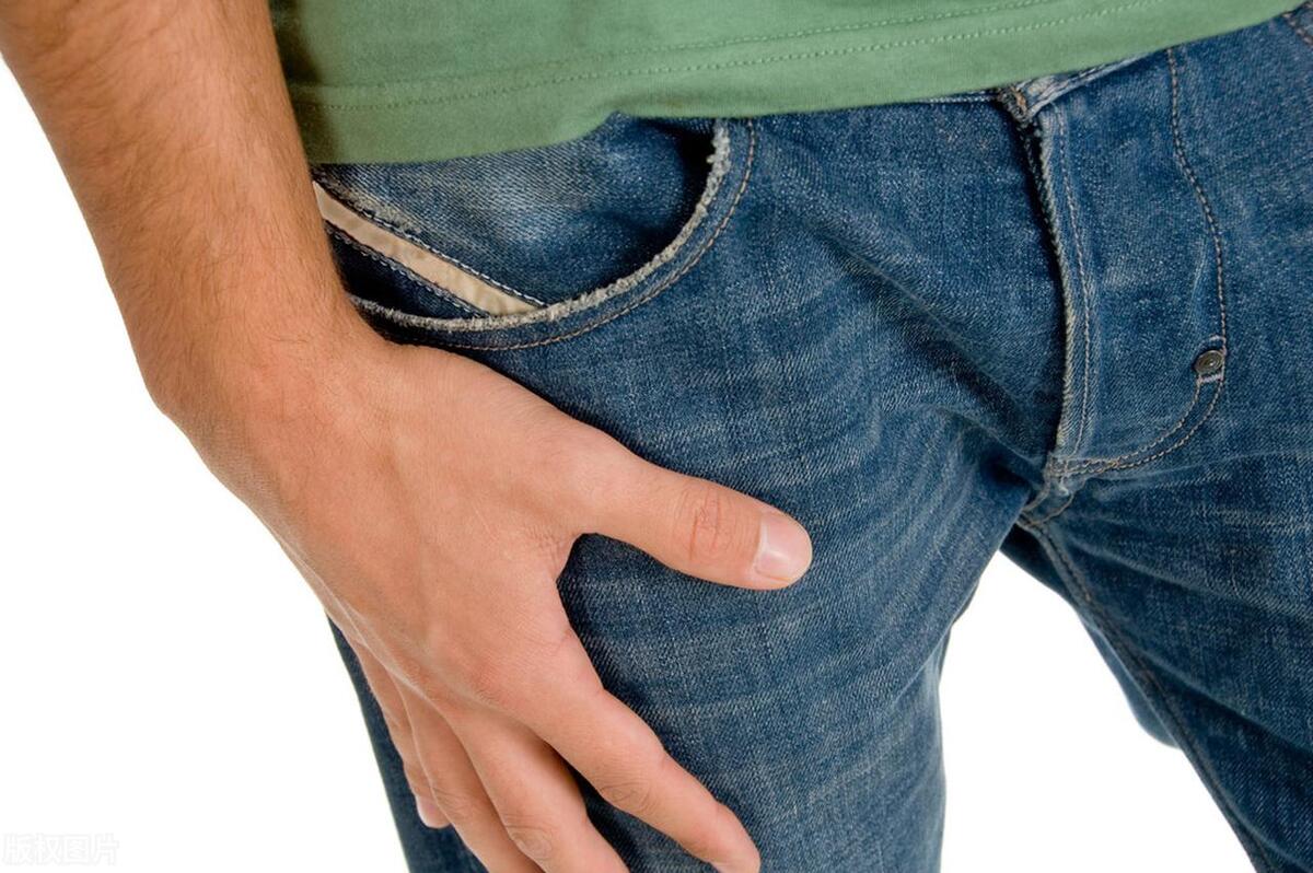 我的腿有点抖不敢往前走,我的腿总是不自觉的抖