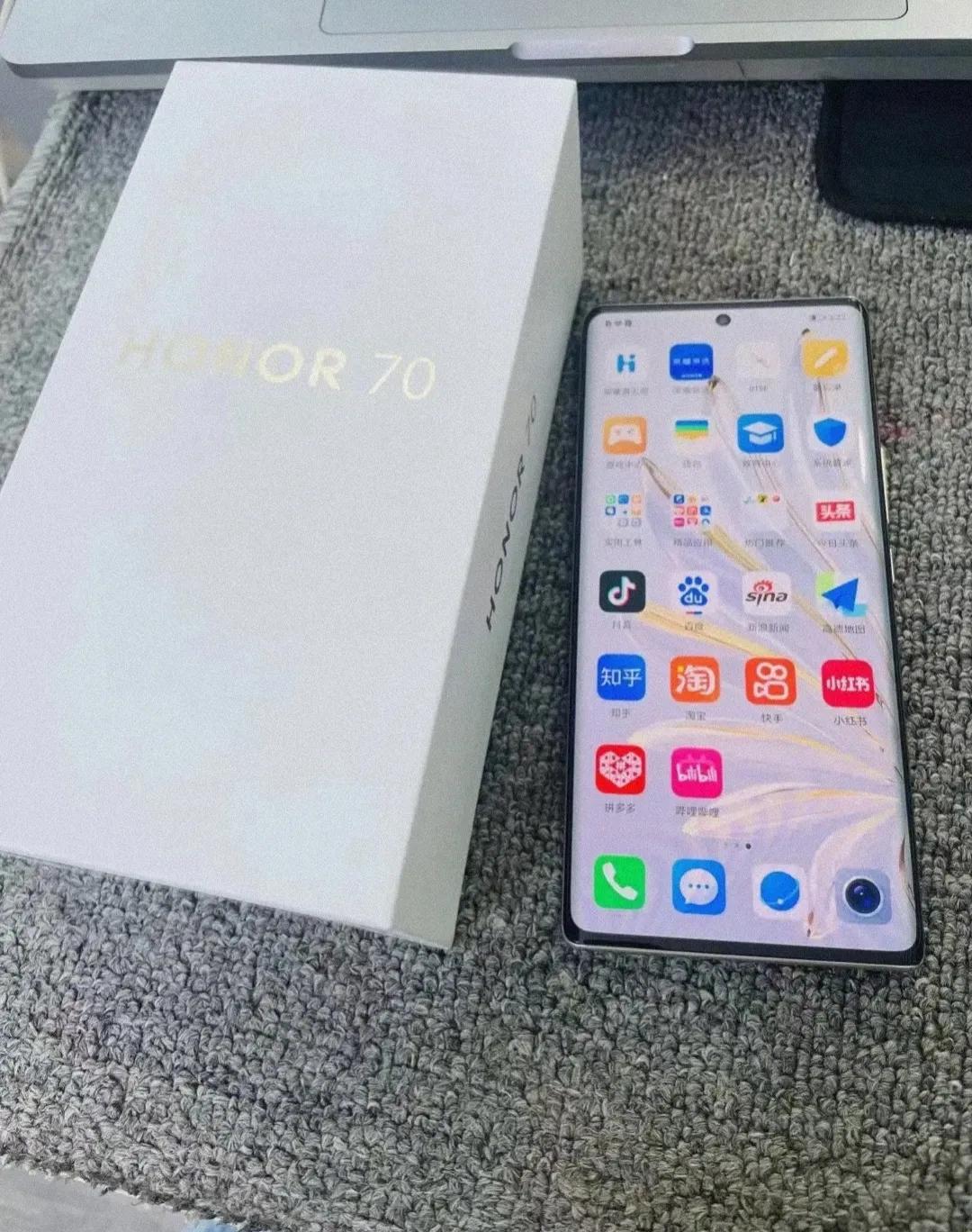 荣耀70pro和荣耀70比较,荣耀70和70pro对比