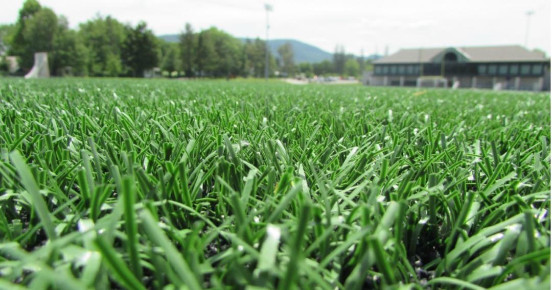 夏季草坪如何修复,人造草坪能隔热多少度