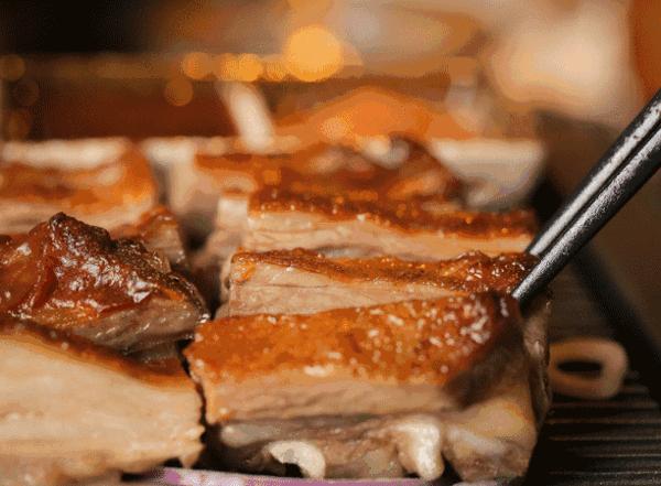 三伏天吃羊肉是种怎么样的体验,三伏天吃羊肉让你大汗淋漓