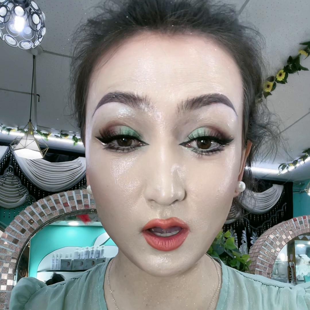 定妆喷雾和散粉,定妆喷雾哪个牌子最好用