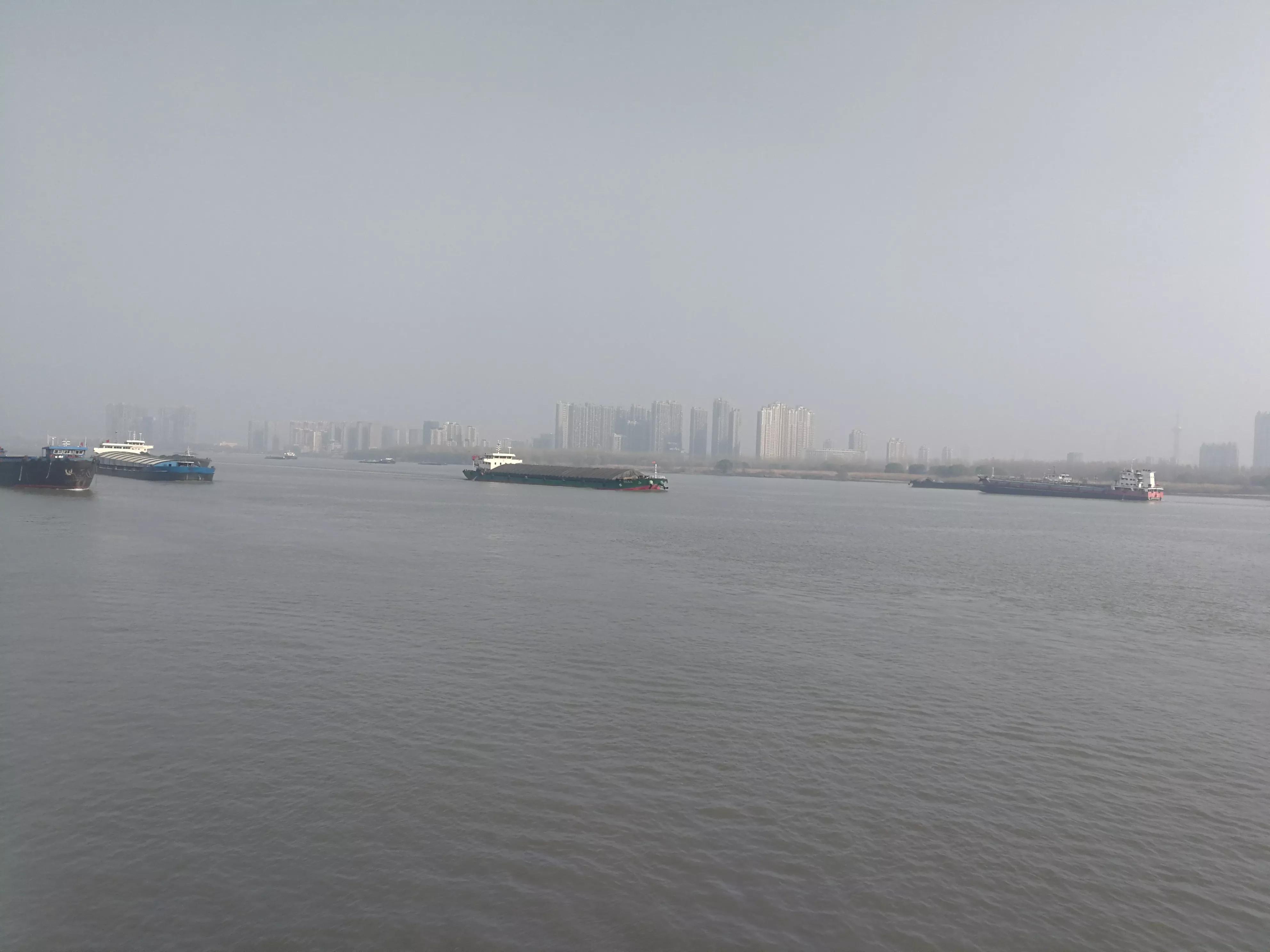 唯见长江天际流描写哪里,唯见长江天际流写出了怎样的心情