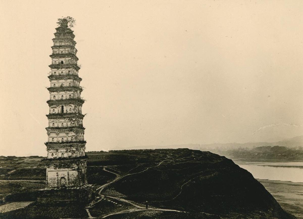 老照片再现侵华日军的罪恶行径,老照片日本侵华暴行