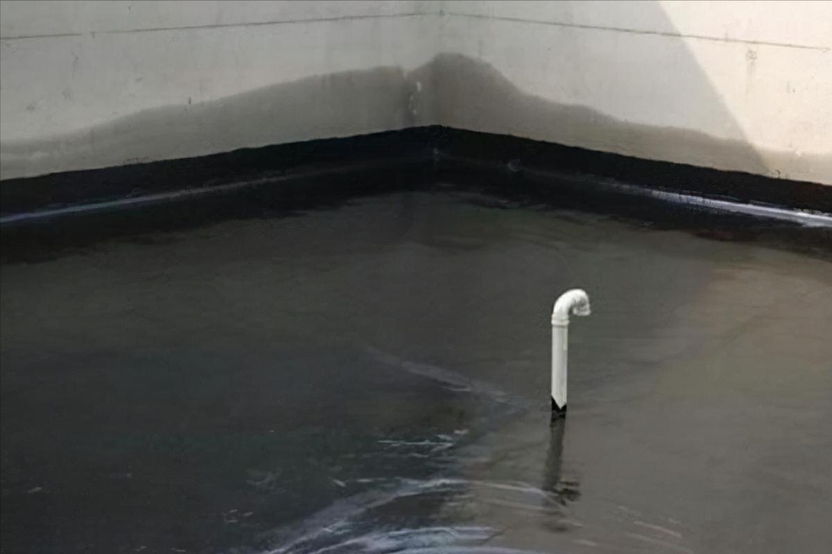 聚氨酯室外防水多久能没味道,聚氨酯防水适合室外吗