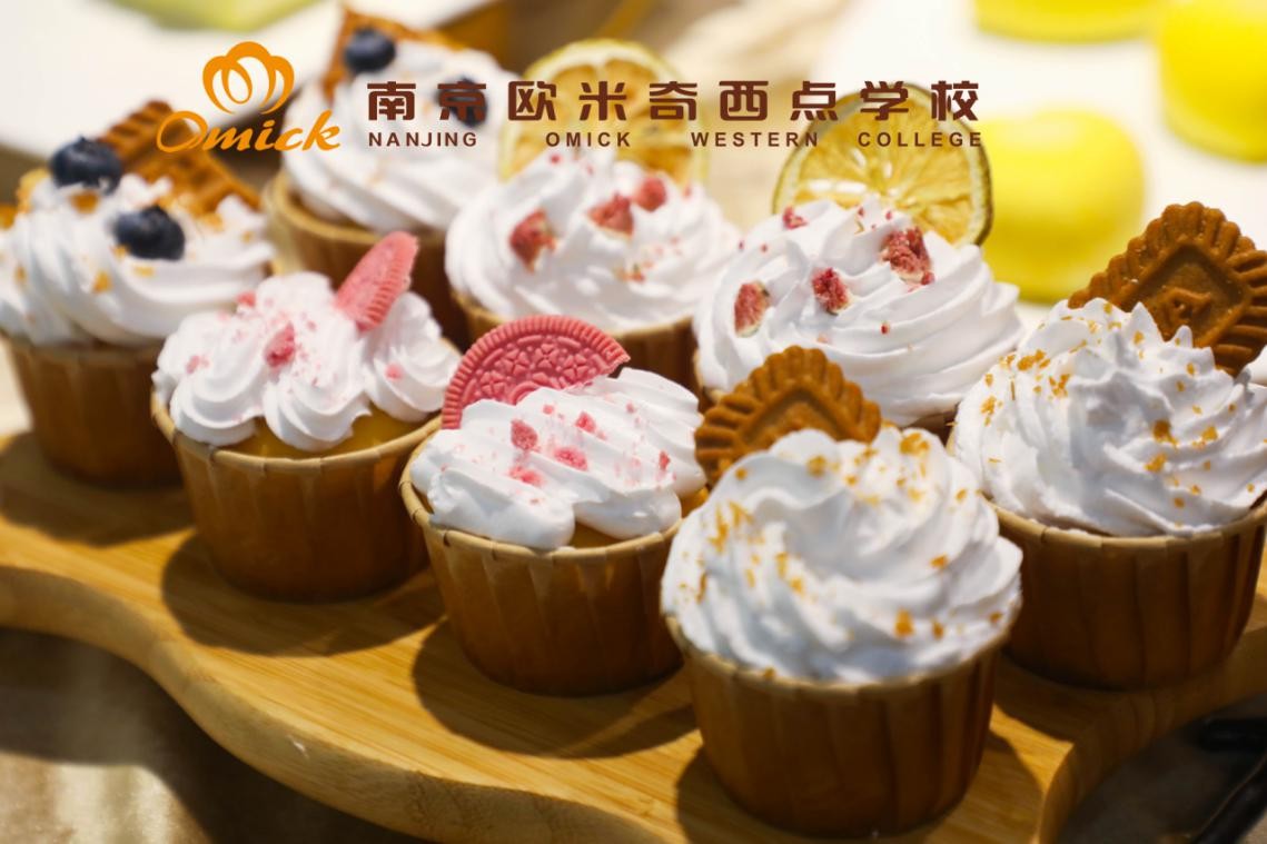 女孩学个什么手艺比较挣钱,女孩学什么手艺有发展前景薪资高