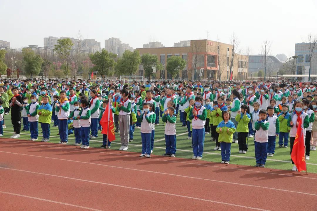 小小足球大小梦想,小学足球联赛拉开帷幕