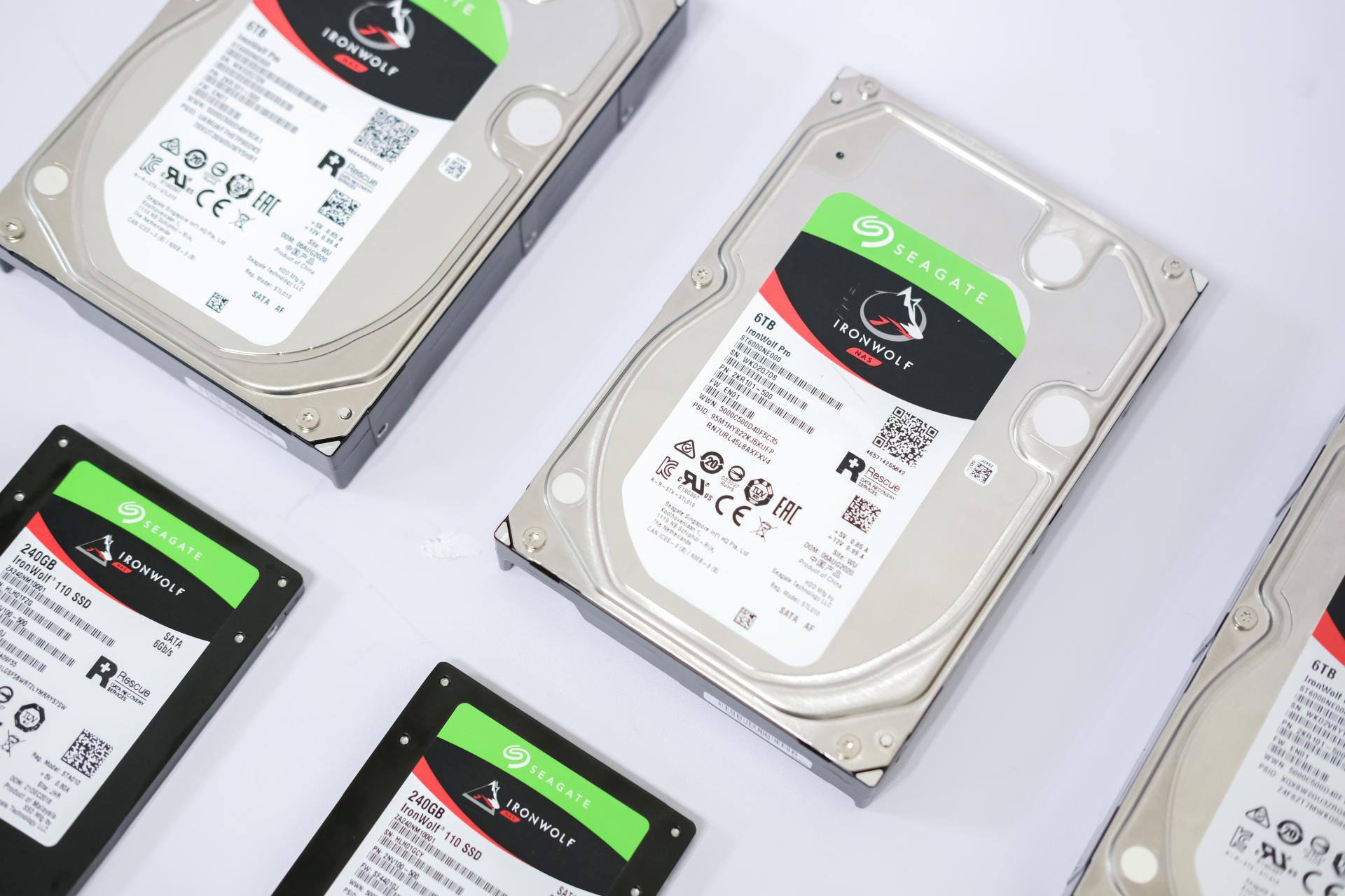 nas怎么弄固定域名,nas基本操作