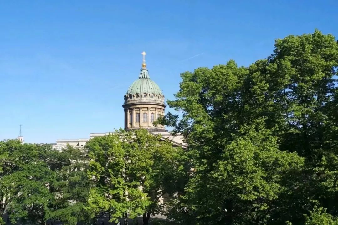 小佳在俄罗斯：初中去留学，虽屡遭扒手，但更多遇见他乡的善意