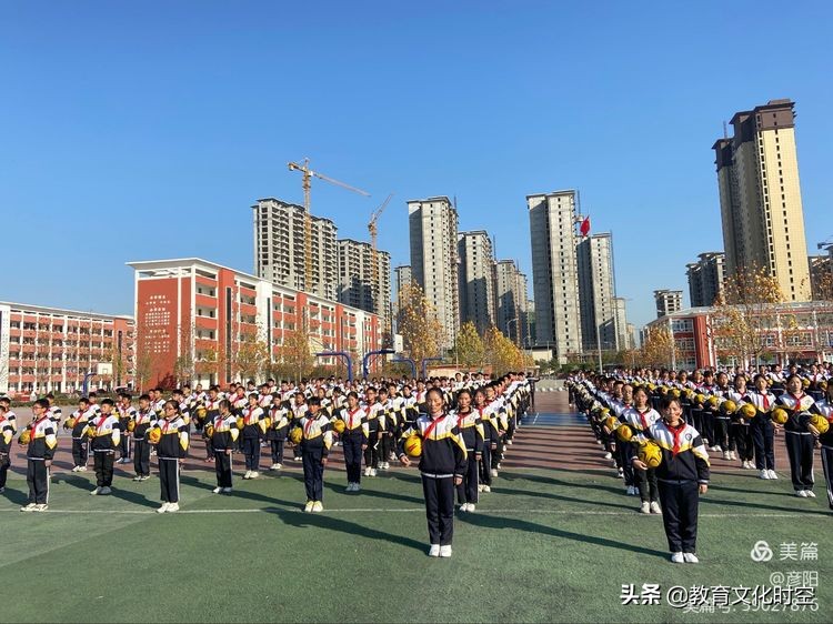 全校小学生阳光大课间,活力阳光大课间