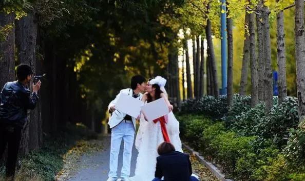 相亲约了烧烤摊,相亲约会在烧烤摊