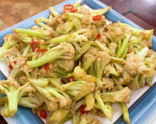 特色纸包鱼川渝菜馆,大东的纸包鱼店