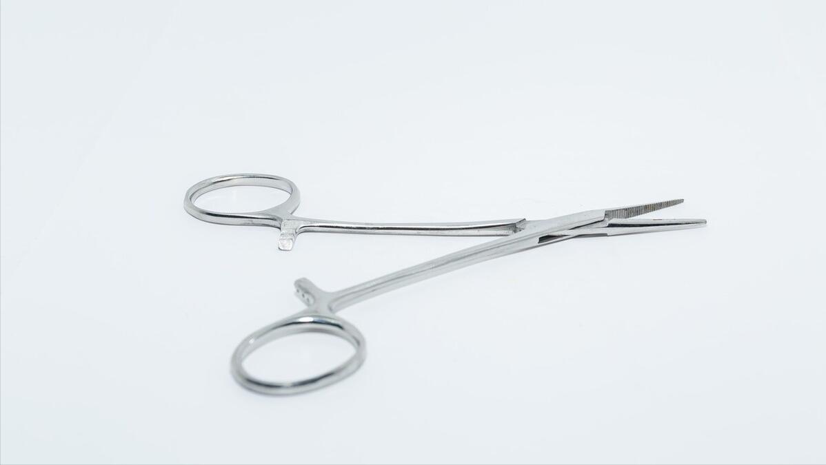 47岁女子阴毛变白和性功能有关系吗？医生：这是正常的衰老现象