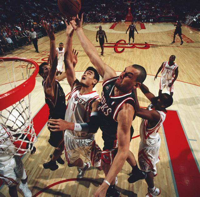 nba各大洲第一人,nba历史第一人是哪个