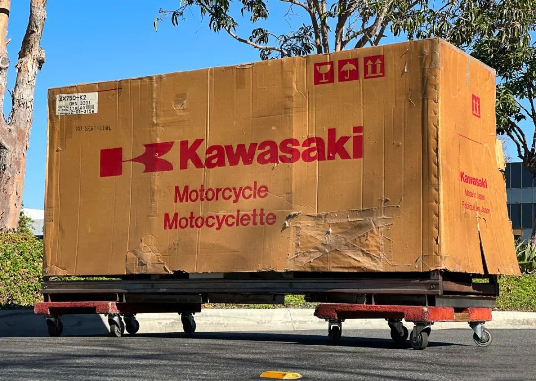 穿越时空的“全新车”，1992KAWASAKIZXR750R