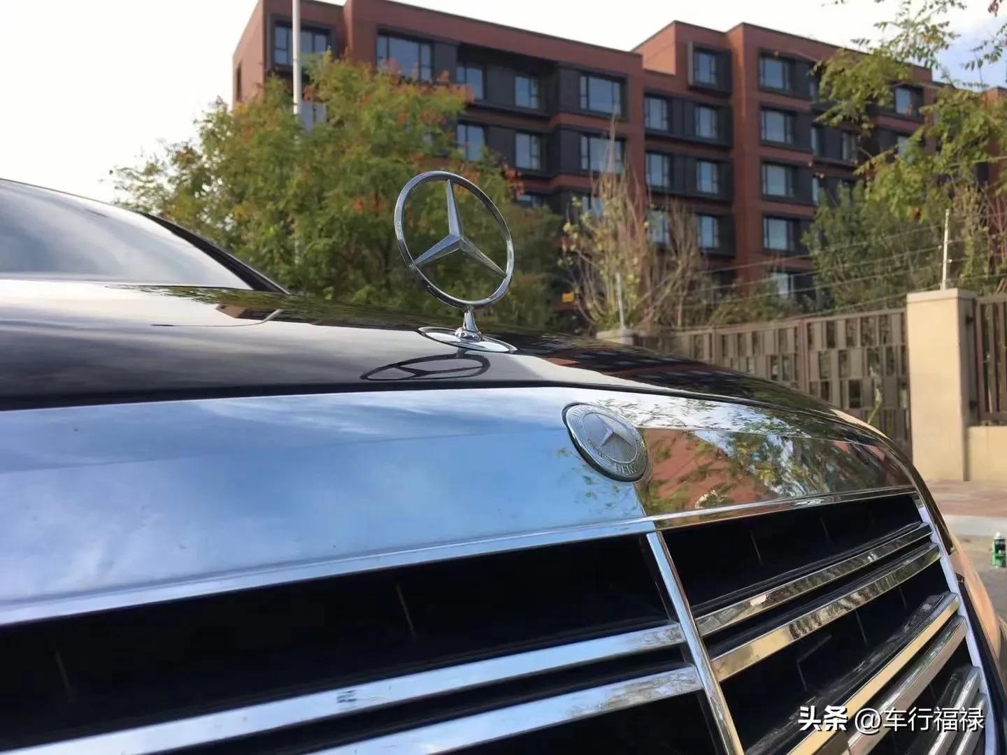 花60万买奔驰s500,买奔驰s500月入多少