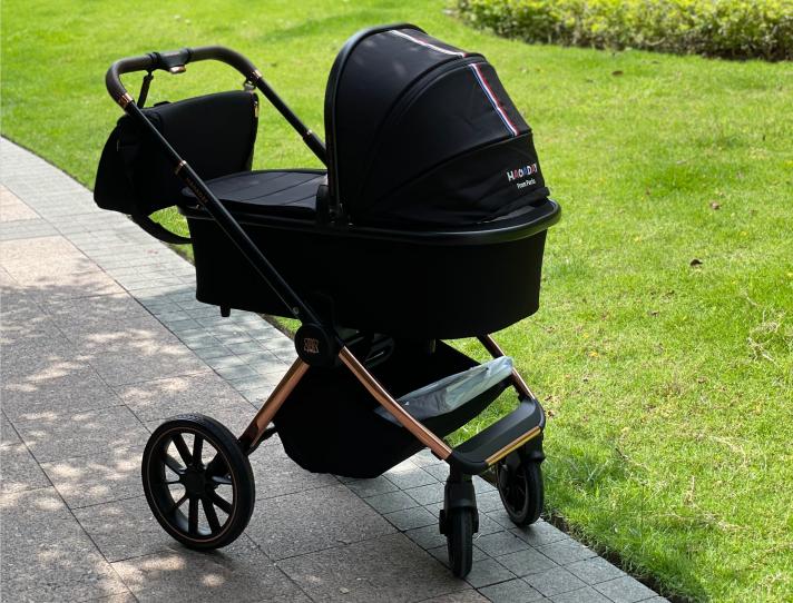 Pouch婴儿车怎么样？婴儿车哪个牌子好