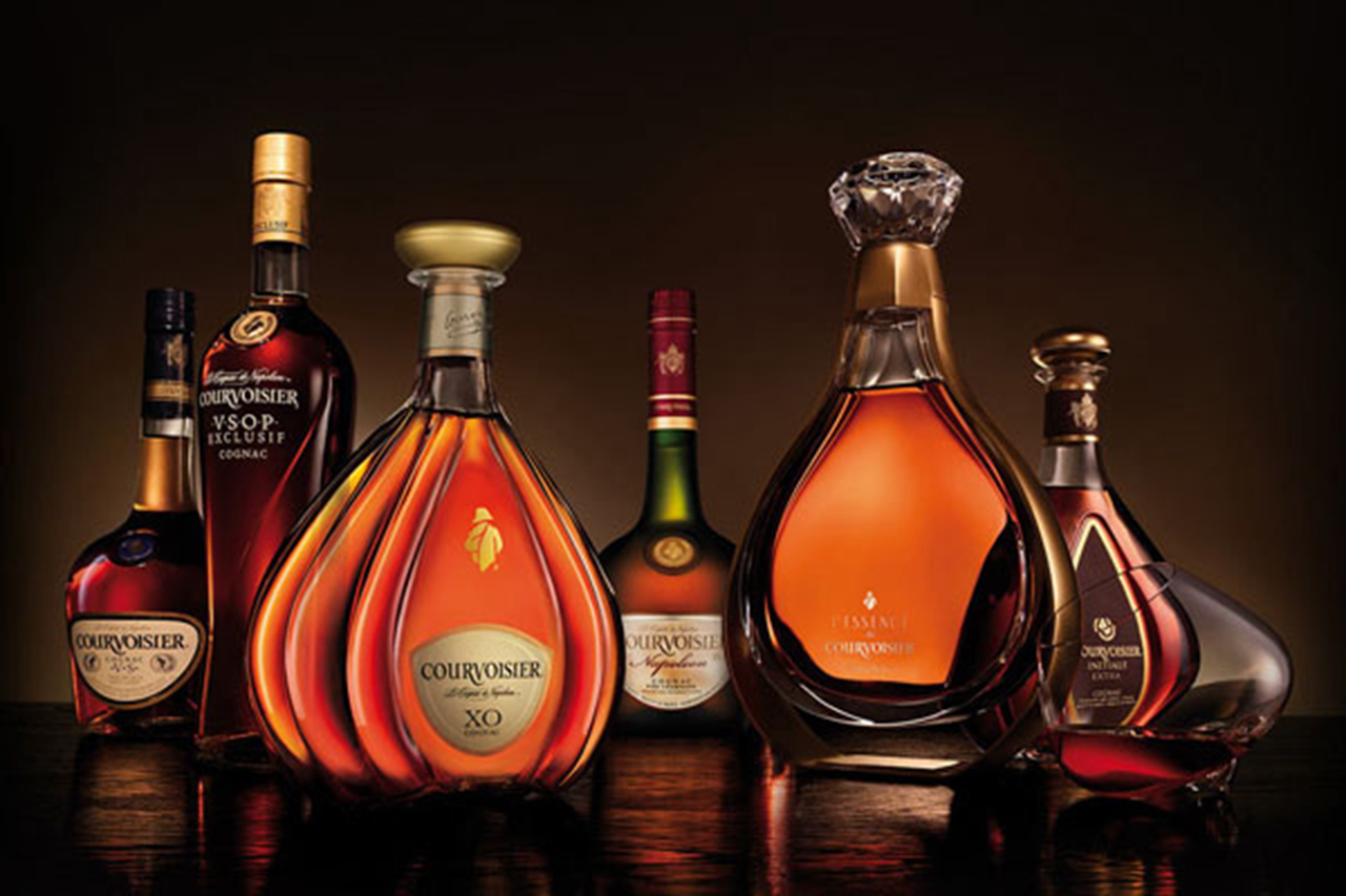 洋酒白兰地与威士忌有什么区别,威士忌酒杯和白兰地酒杯的区别