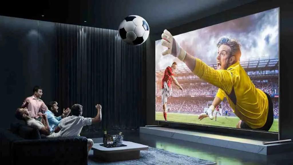 这个冬天窝在沙发用TCLT7G看世界杯，真香