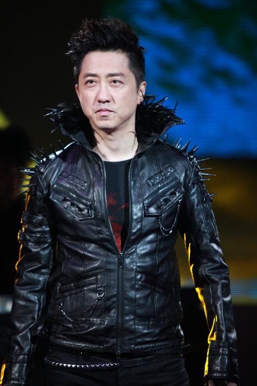 庾澄庆儿子与奶奶关系,庾澄庆儿子小时候