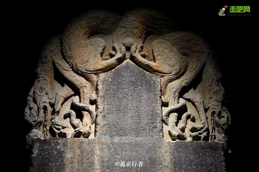 历史地理学博士，8次骑行入藏，走过中国333个地级市1800个县区