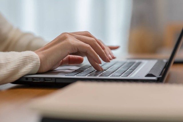 头条每天写几篇文章能赚二百块钱,写文章赚取收益平台