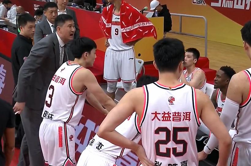 郭士强打单场25分,郭士强主场喊话