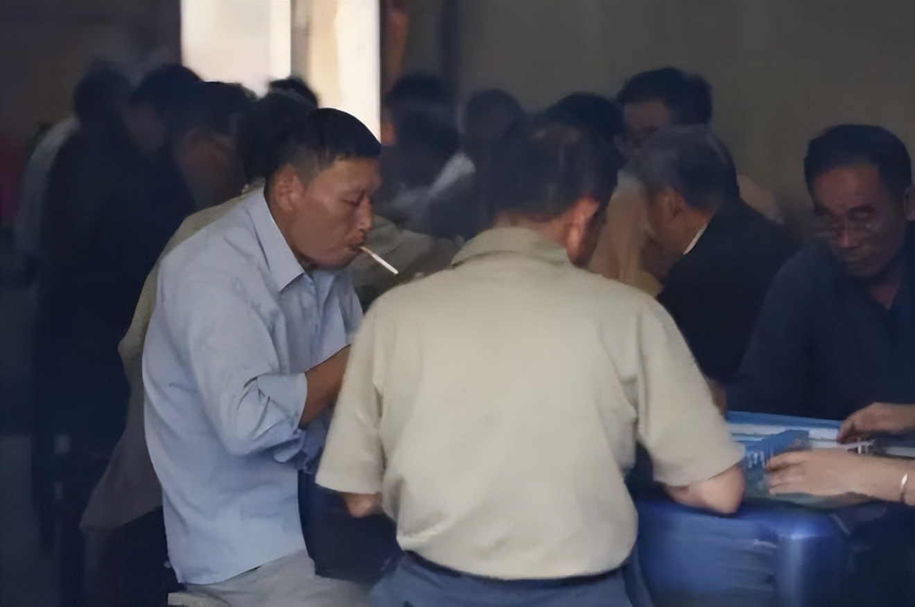 北大屠夫成为亿万富翁，卖猪肉达到北大水准，读书无用论被打脸