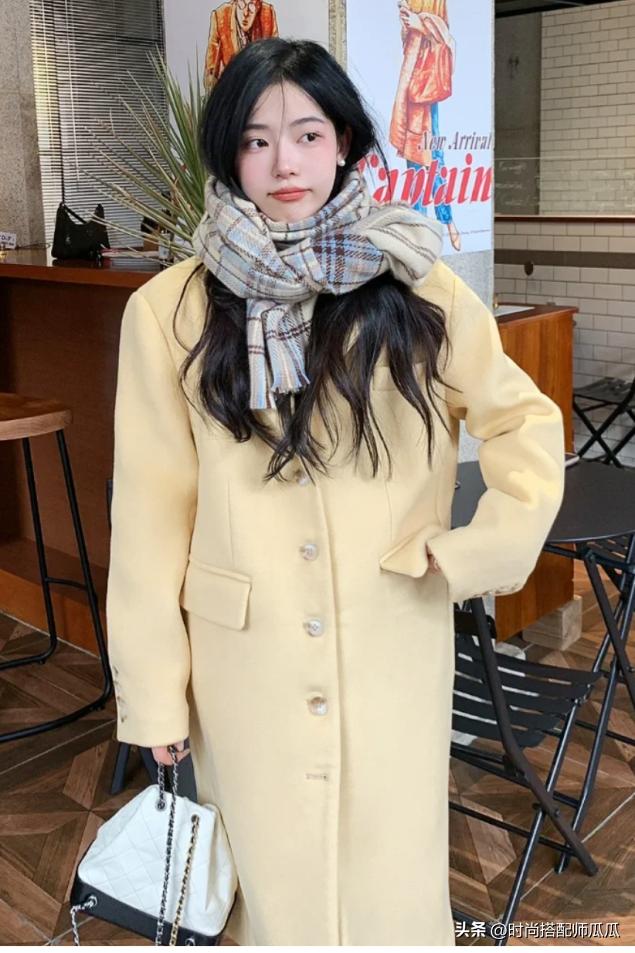 小个子微胖大衣版型怎么选,微胖秋冬呢子大衣怎么搭配才好看