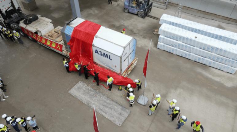 蔡英文用台积电换导弹？拜登被泼冷水，美国或靠出卖台湾来避战