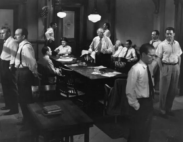 王牌部队豆瓣评分9.5以上的电影,豆瓣评分最高的电影排行榜前十名