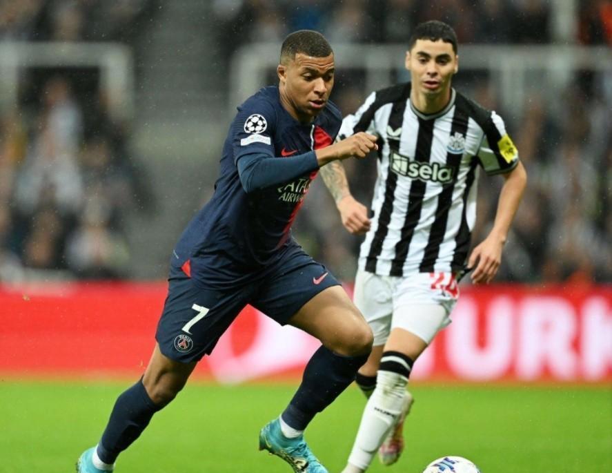 纽卡斯尔的惨败,纽卡斯尔稳定发挥本场力求不败