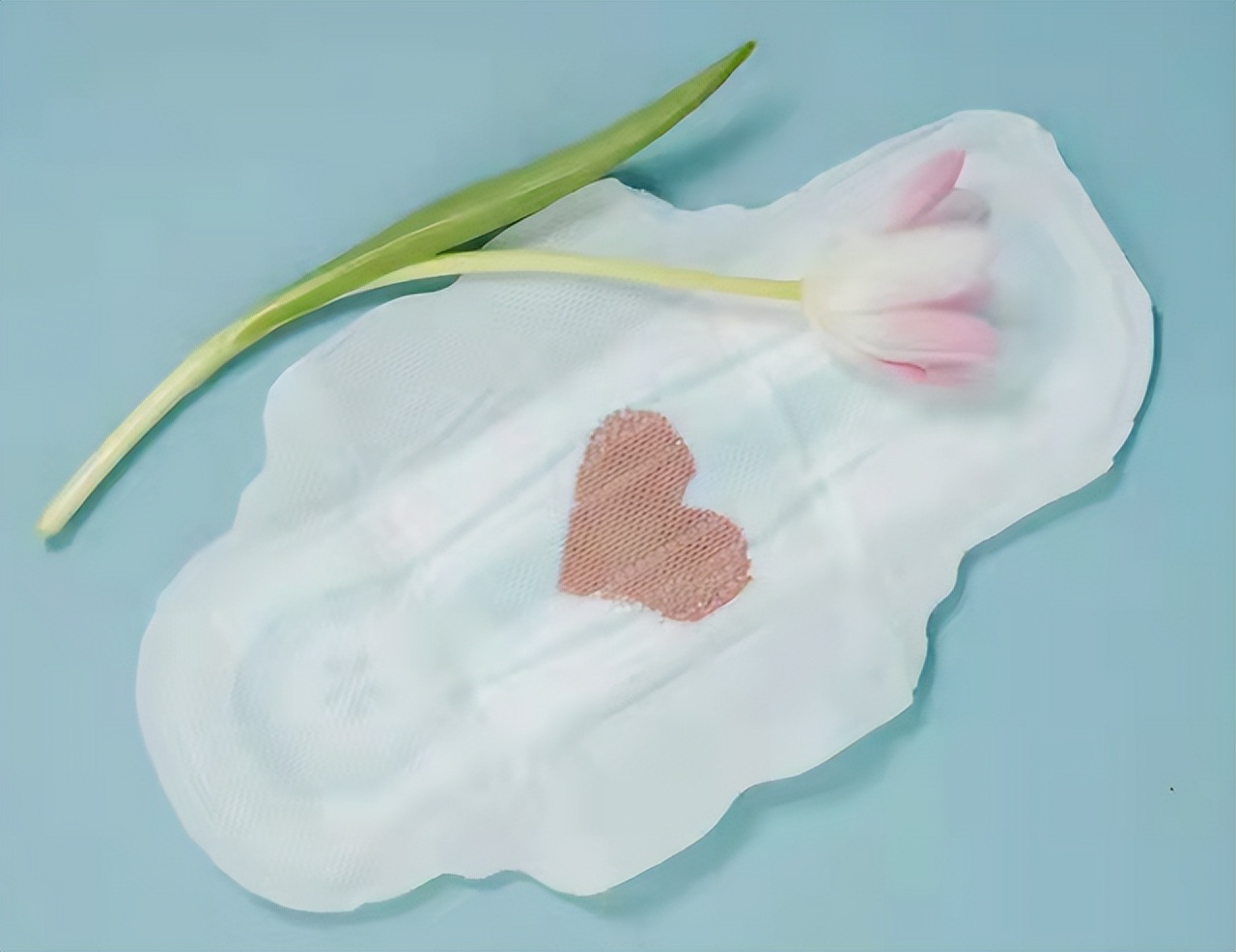 为什么月经之后就有褐色分泌物,月经结束后有褐色分泌物有问题吗