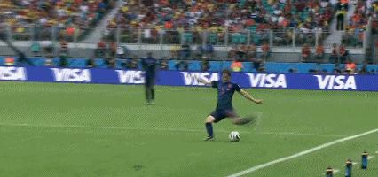 把男足的钱都给女足,把男足奖金全给女足