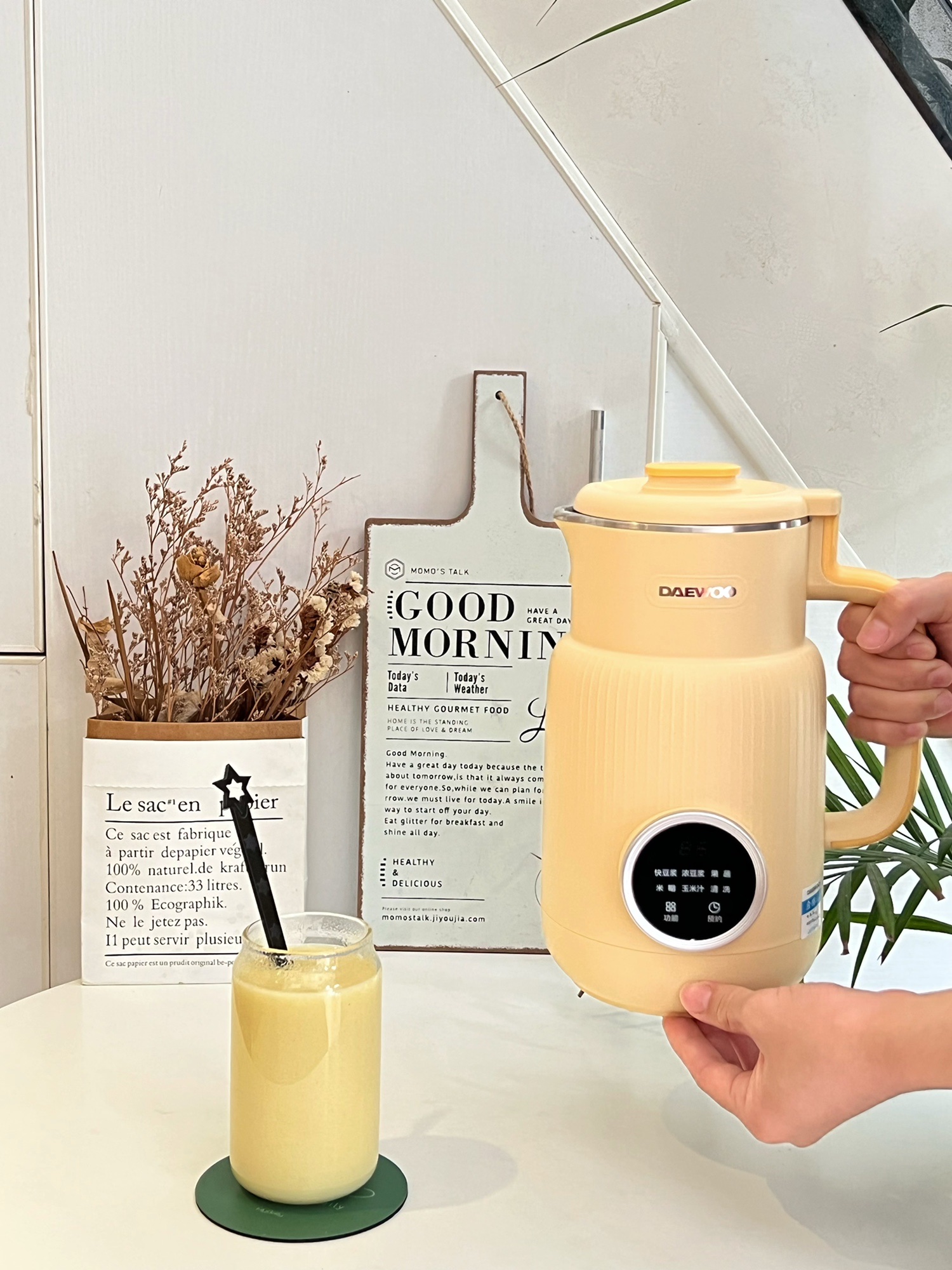 厨房有这几样电器就够了,厨房电器有一个电饭锅就够了