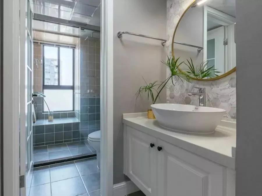 怎么防止卫生间木门受潮变形,卫生间装实木门怎么处理