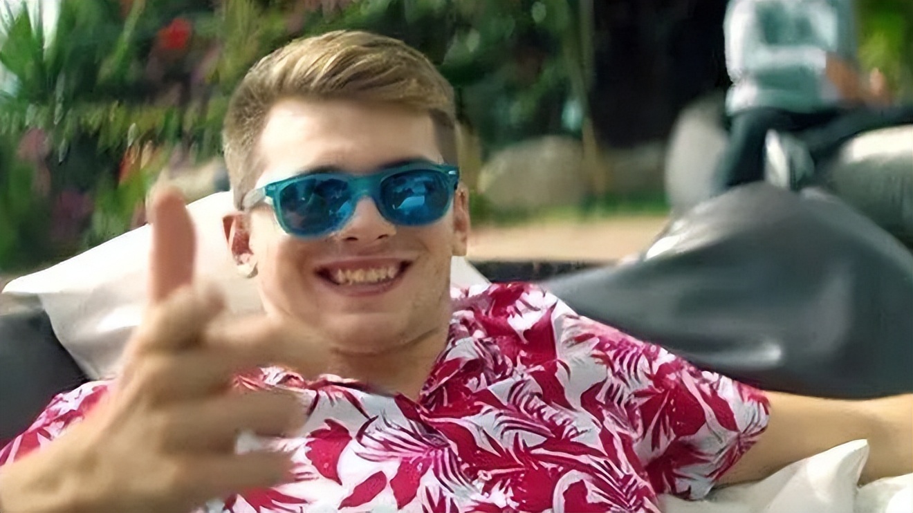 小卡为啥不防东契奇,卢卡东契奇多难防