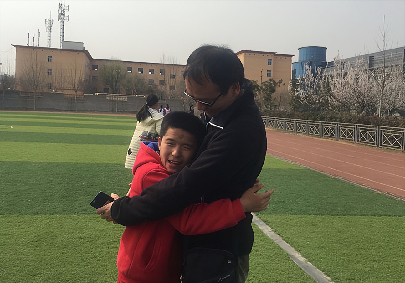 孙天帅现状,珠海孙天帅下跪事件后续