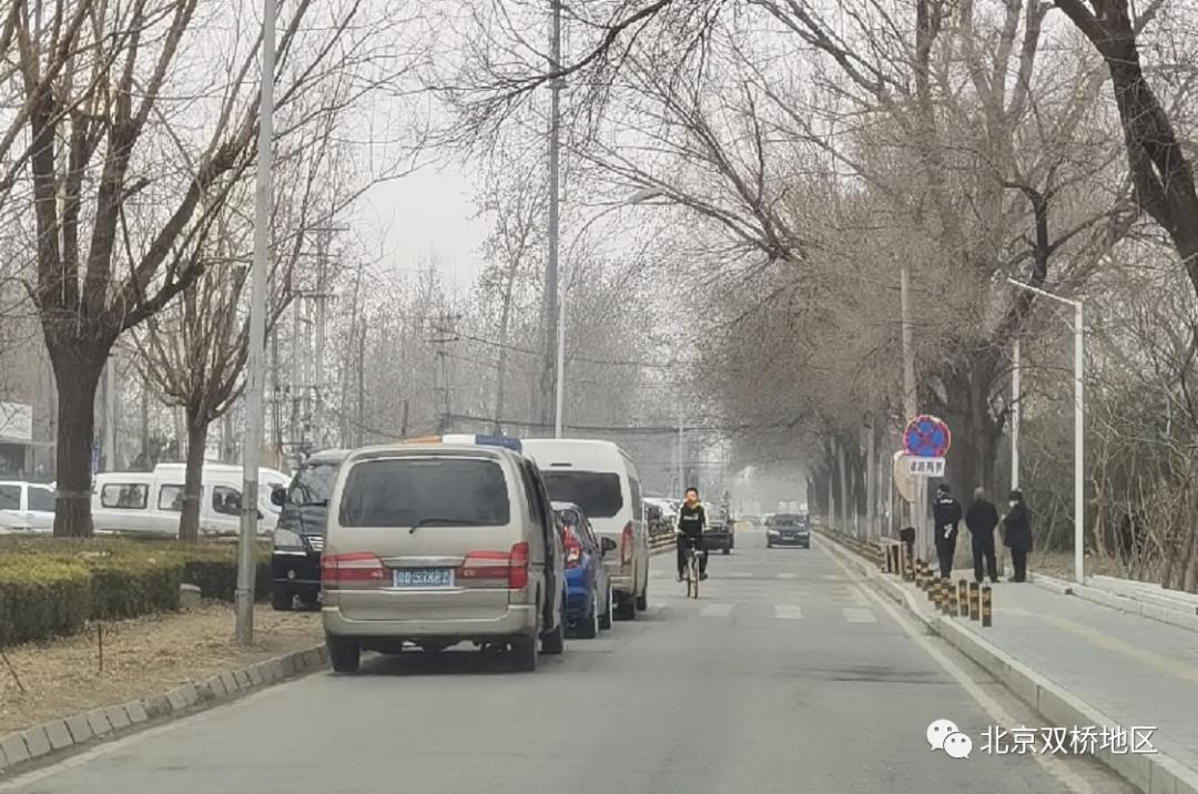 第一时间探访双桥嘉园管控区周边