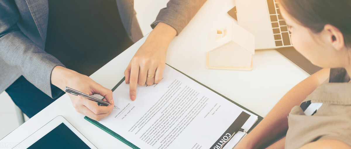 打官司的收费标准,打官司要账30万律师怎么收费