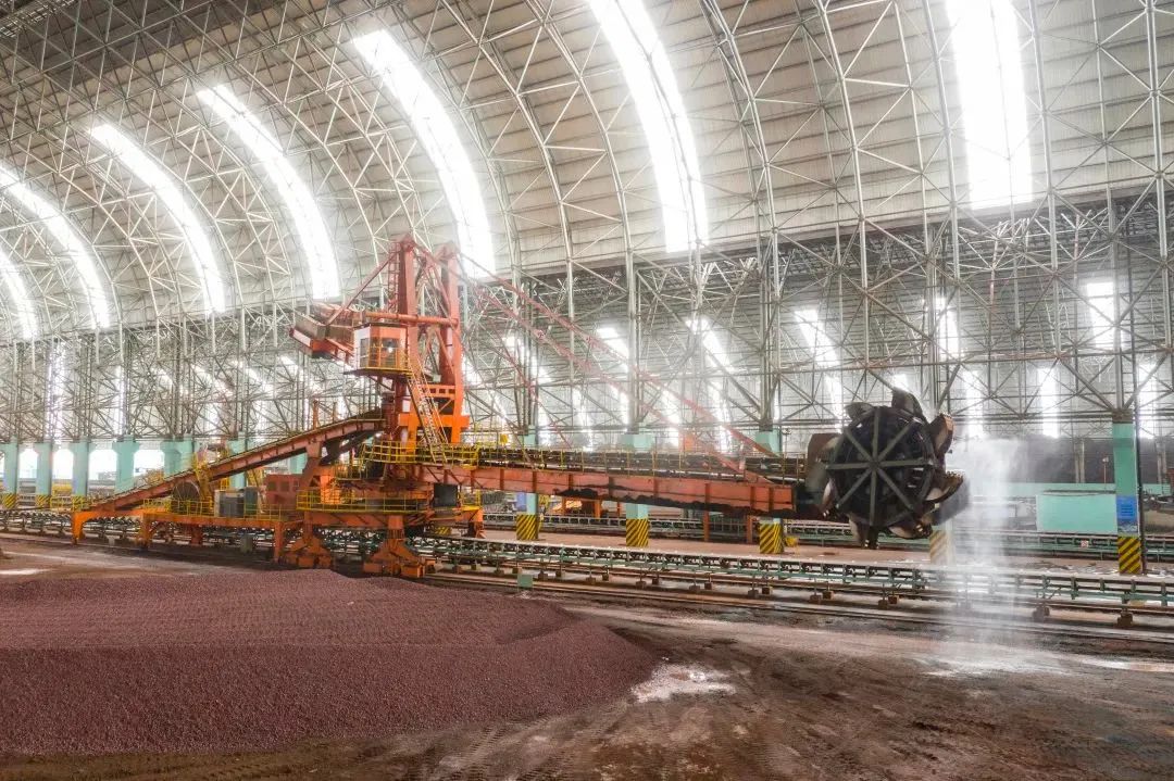 中国光伏一体化建筑,中国巨型太阳能工程