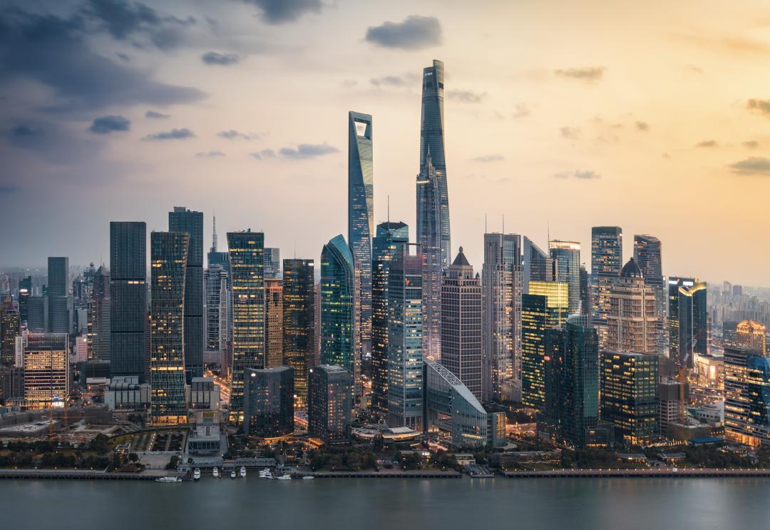 配备一星米其林黑珍珠餐厅,比米其林黑珍珠高端的餐厅