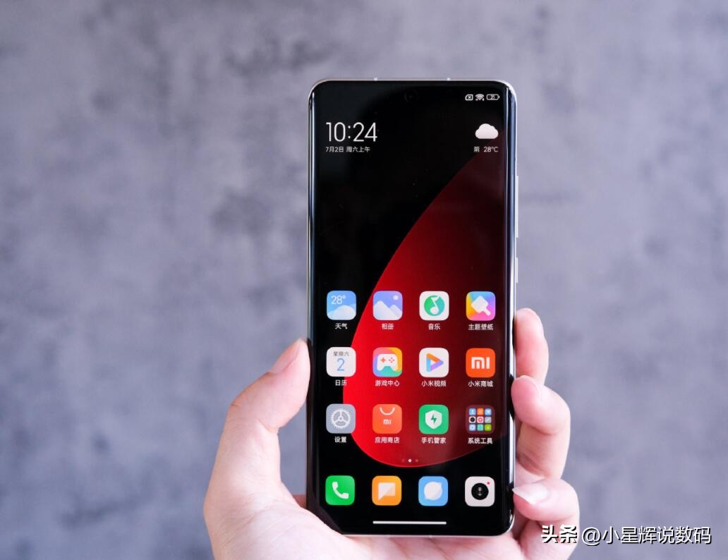 顶配旗舰跌至2499元,直面屏旗舰跌至2699元