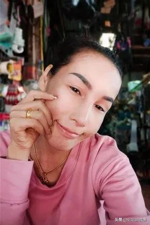 泰国妇女居然在tiktok发广告为丈夫招聘3位情人，包吃包住月薪3千