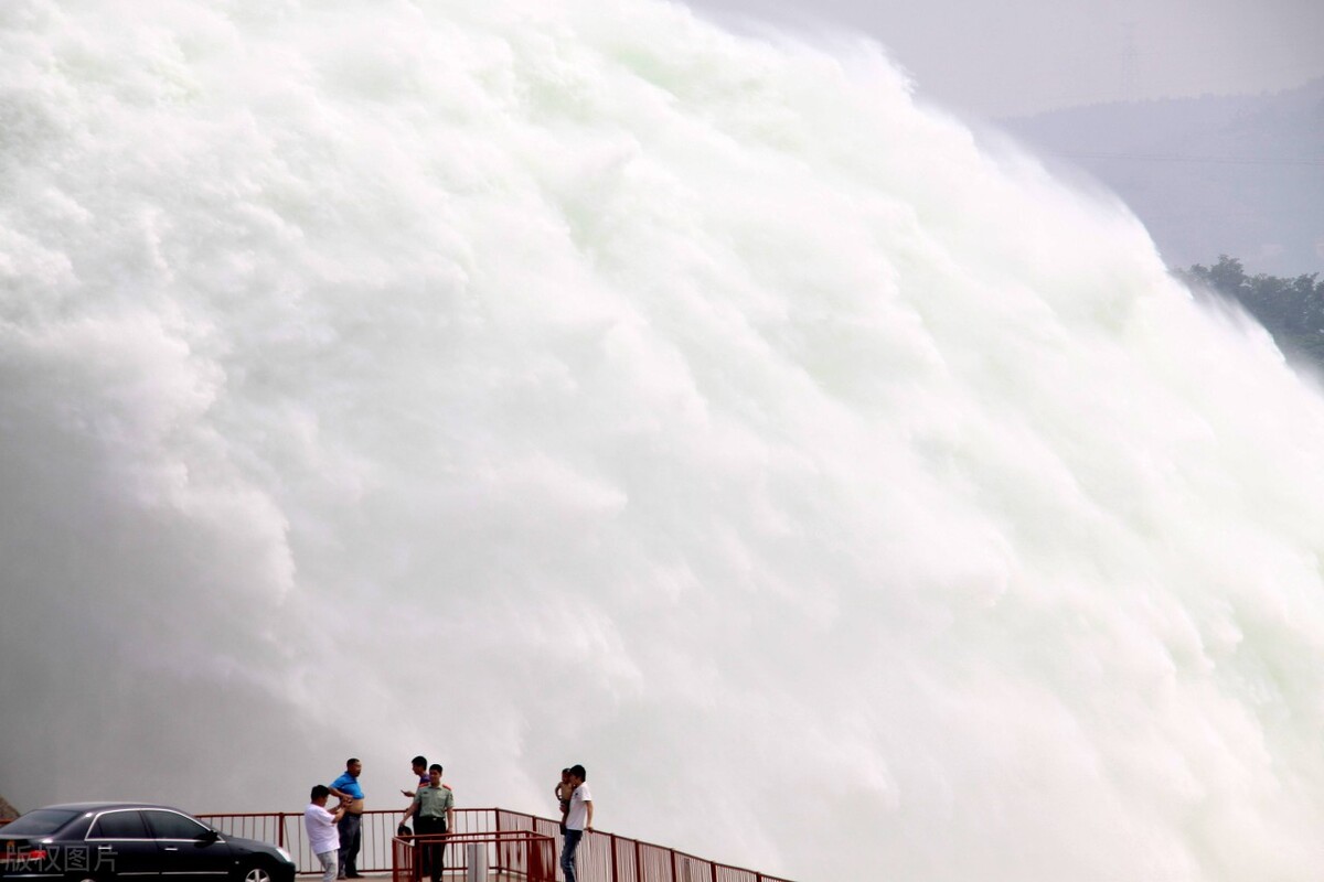 写黄河的诗十首,古诗中对于黄河描写的有多少首