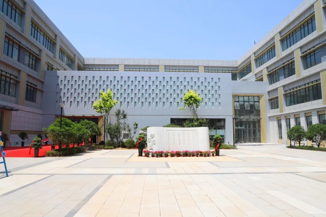 家门口的好小学,最新建的小学学校