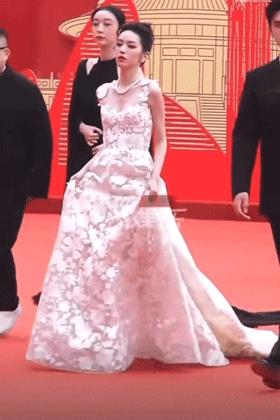 被39岁白百何近照吓到！她怎么变成这样了？？？