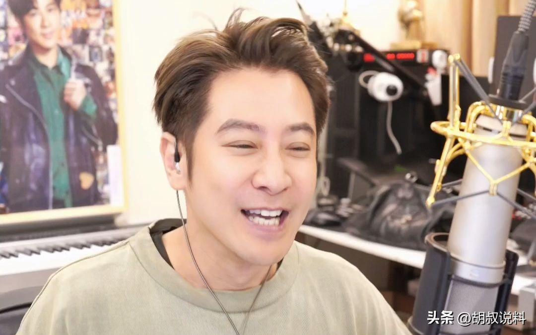 因一句：*鱼岛钓**是中国的，他惨遭封杀20年，如今复出依旧熠熠生辉